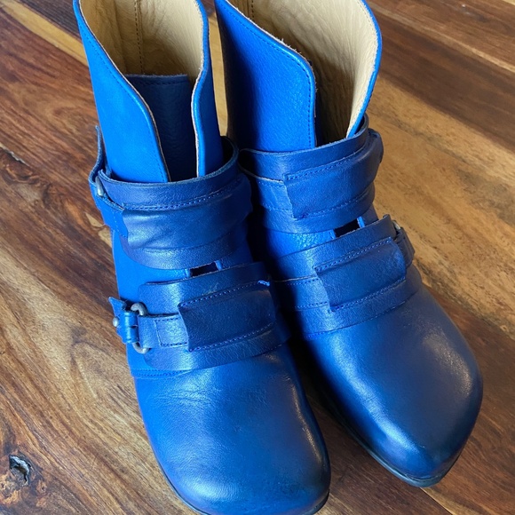 Fluevog Ethel Peacemakers - Picture 4 of 4